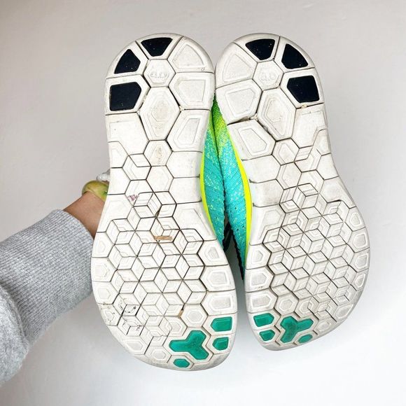 Nike Free 4.0 Flyknit Running Shoes 631050-300 Teal Electric Green Women's 9 - Picture 6 of 7